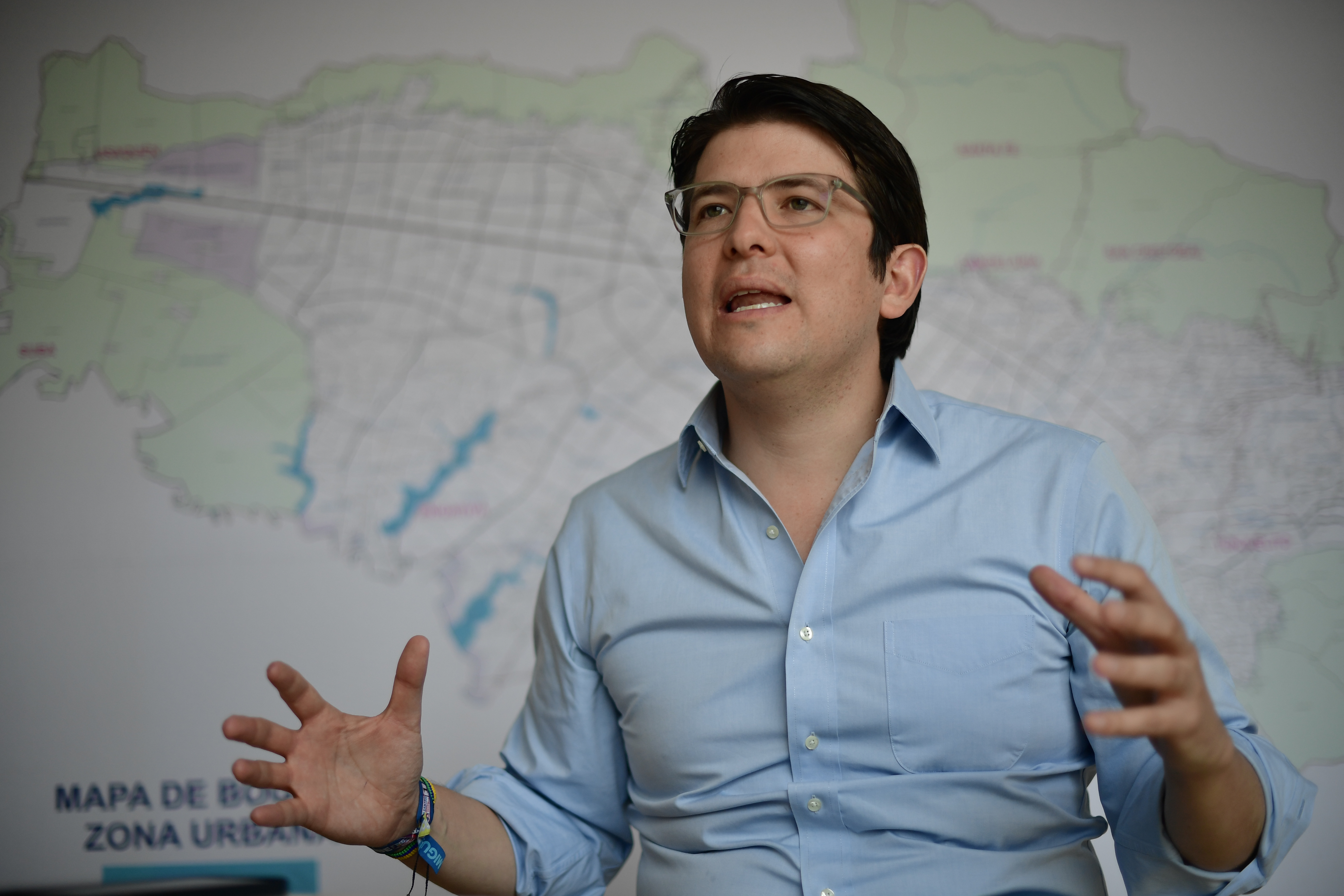 Candidato al senado por el partido Centro Democrático y excandidato a la alcaldía de Bogotá.