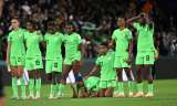 Jugadoras de la selección de fútbol de Nigeria reclaman el pago de primas