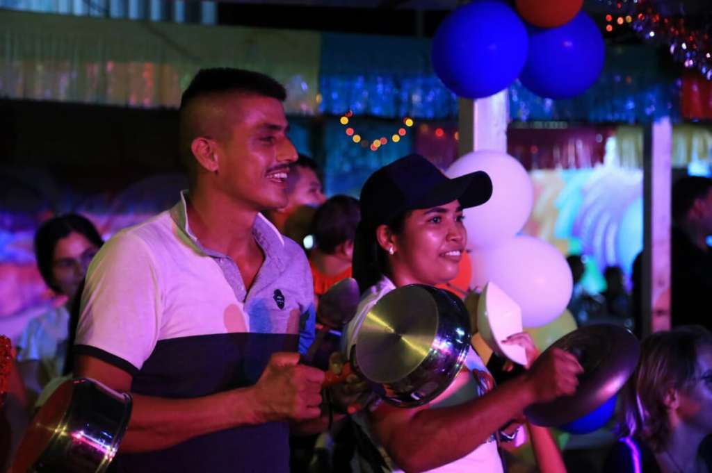 Los excombatientes de las extintas Farc, en medio de la conmemoración de los tres años del acuerdo de paz, también se unieron al cacerozalo promovido en medio del paro nacional. / Cortesía Comunicaciones Farc