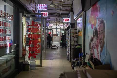 Nuevos estudios apuntan a que mercado de Wuhan fue el inicio de la pandemia