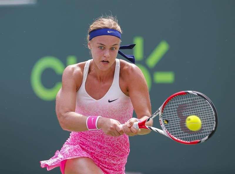 Anna Karolina Schmiedlova, campeona de la Copa Claro Colsanitas de Bogotá. / EFE