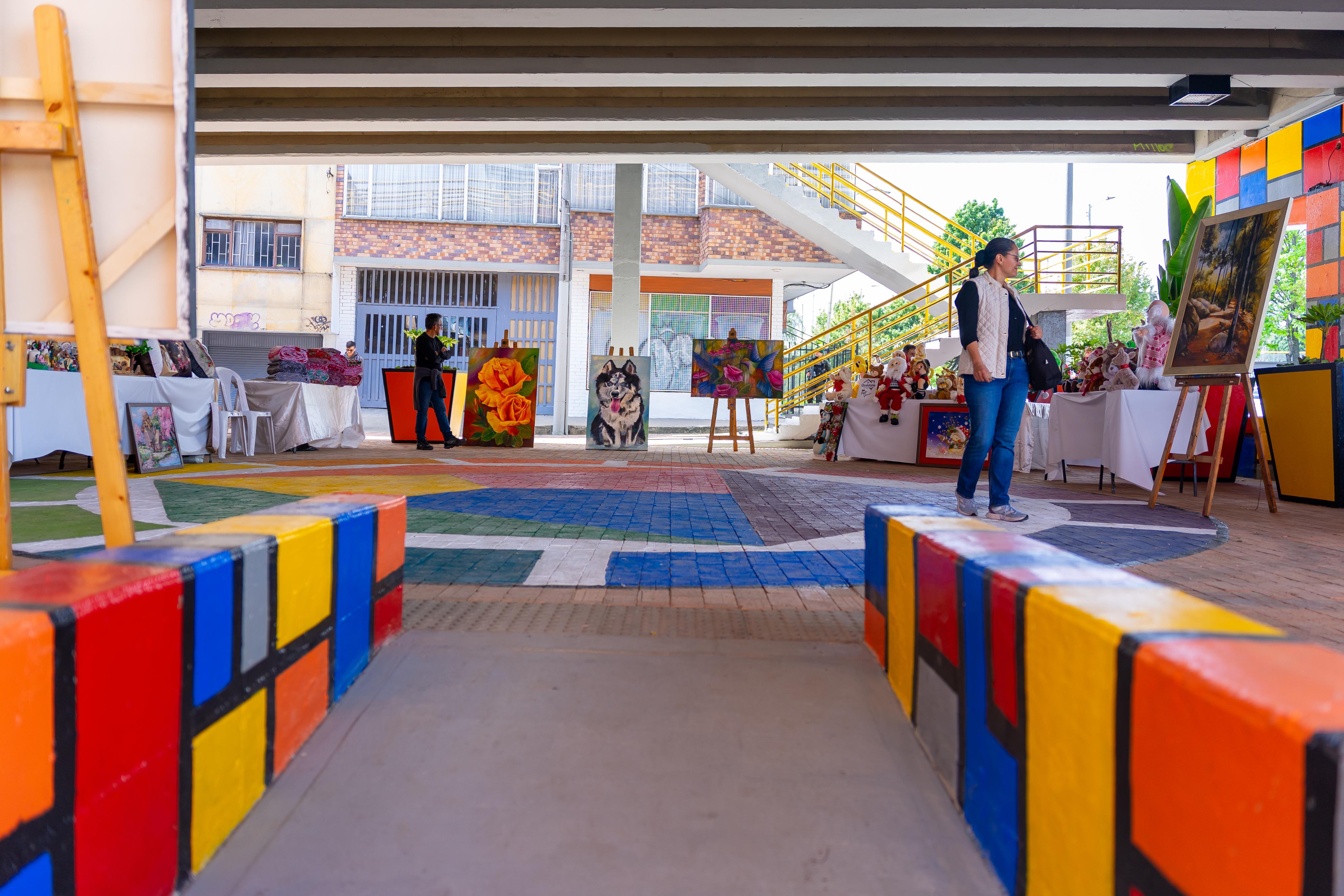 Bajo puente de la calle 53 con Av. NQS, en la localidad de Teusaquillo.