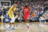 Harden le gana el duelo a Curry en el triunfo de los Rockets sobre los Warriors