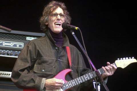El Flaco Spinetta, la línea gruesa del rock argentino