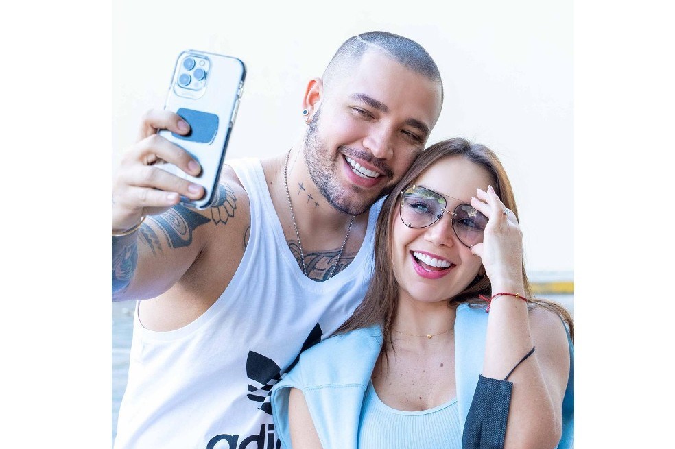 Los cantantes de música popular se casaron el pasado sábado en Medellín. A la celebración asistieron sus familiares y amigos más cercanos.