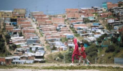 Proponen la creación de un "impuesto para la vida"