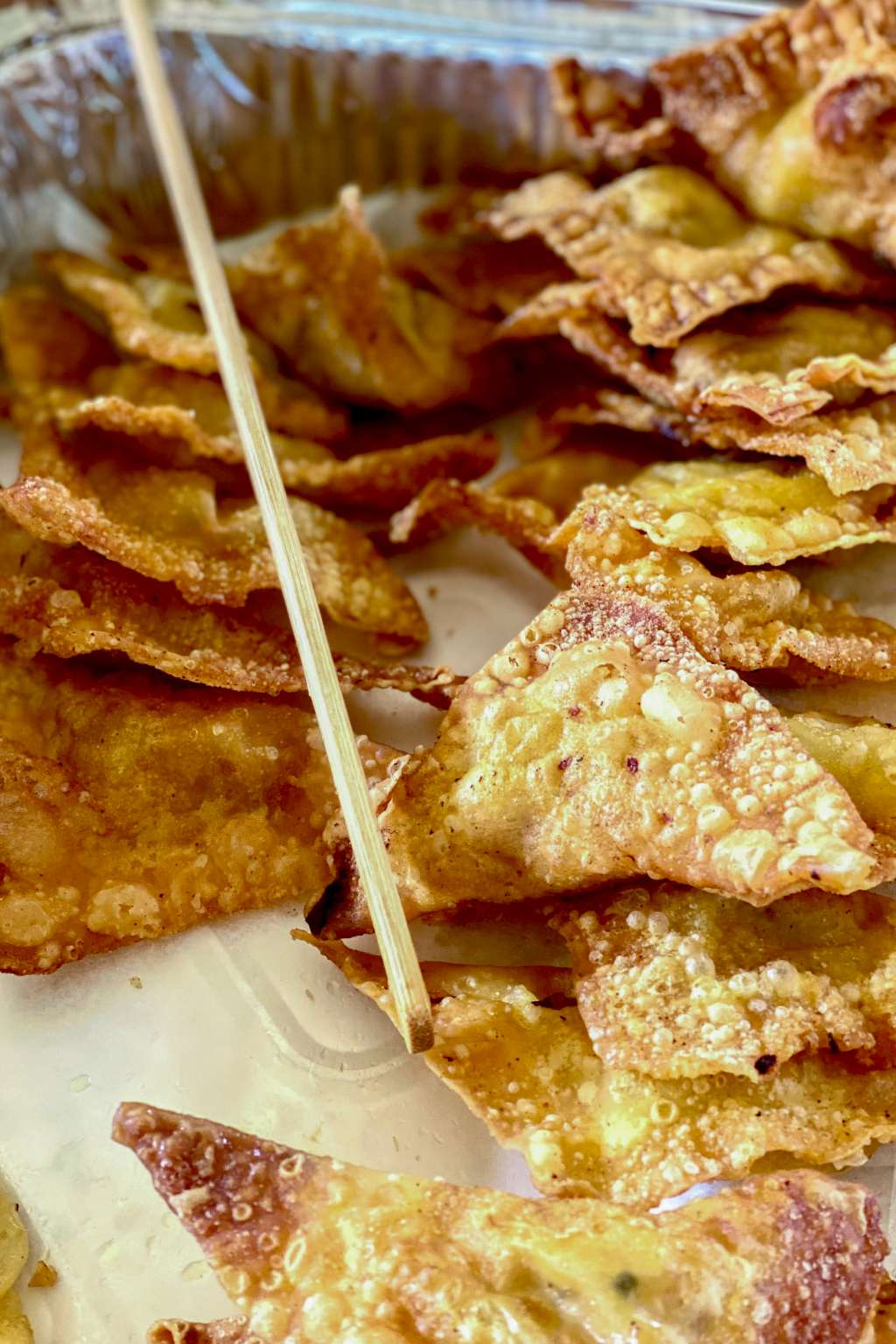 SÍDNEY, 07/04/2023.-Gyozas de cocodrilo, un plato de fusión de la comida asiática con productos del "bush tucker", la comida del bosque usada desde hace decenas de miles de años por los aborígenes. Los mirtos limón, los tomates del bosque o las espinacas nativas son algunos de los miles de productos "bush tucker" ("alimento del bosque o matorral") usados desde tiempos ancestrales por los aborígenes y que se han convertido en elementos imprescindibles para darle el toque chic y de identidad a la nueva gastronomía australiana.-EFE/ Rocío Otoya