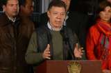 Santos admite que hay "nubes negras" en crecimiento económico