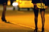 Aprueban proyecto que multa a los clientes de prostitutas en Francia