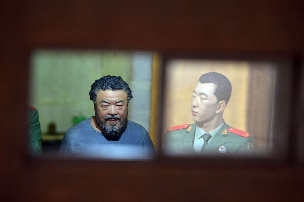 Uno de los dioramas presentados por Ai Weiwei en la iglesia San Antonio, en Venecia, que fue usada como galería. / AFP