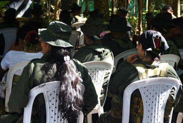 En algunos espacios de reincorporación reclaman, por ejemplo, que ni siquiera se han instalado las guarderías para los niños. / EFE