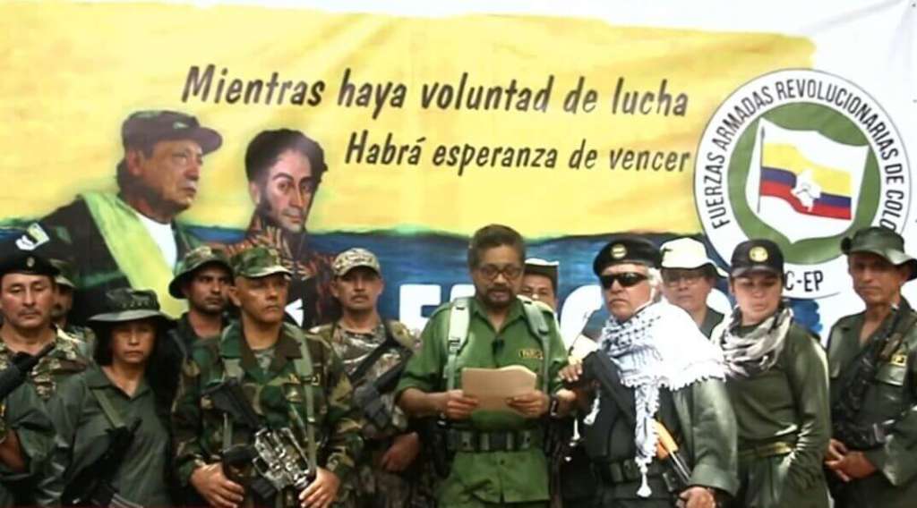 Iván Márquez, "el número dos de las Farc", anunciando su regreso a la insurgencia. / Captura de video