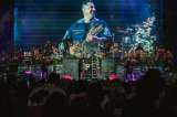 Concierto de Heredero en el Movistar Arena: Invitados, flores, ruanas y mucha carranga