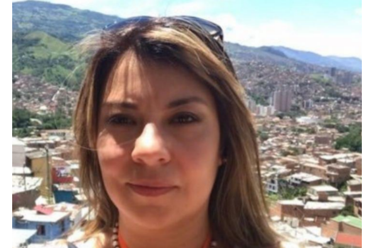 Críticas a nueva cónsul en Washington por sus tuits uribistas