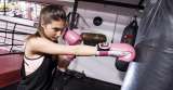 Tonifica y aumenta la fuerza con boxeo recreativo