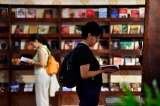Colombia tiene 1,8 millones de analfabetos. Brasil y Argentina dan pistas para mejorar
