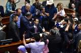 Videos de la plenaria del Senado intensifican debate por hundimiento de la consulta