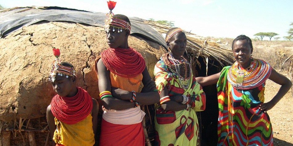 Planchado de senos, una técnica violenta que previene el acoso sexual en África