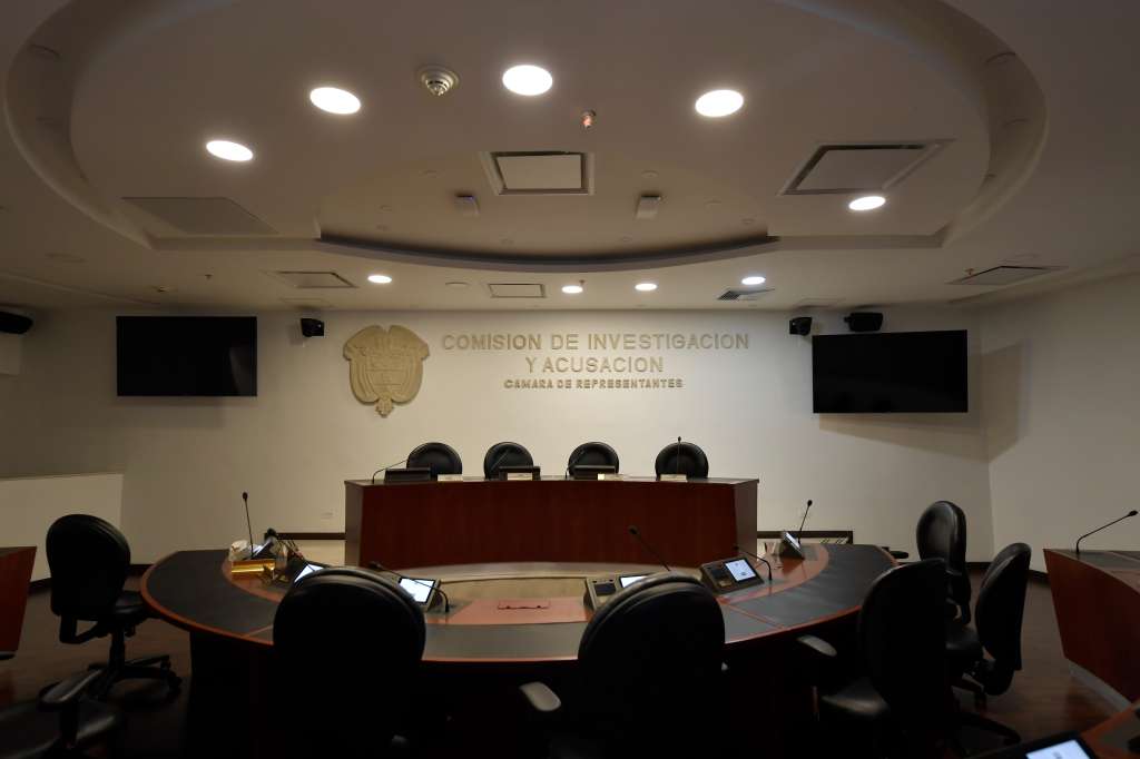 Interior de la Comisión de Investigación y Acusación
