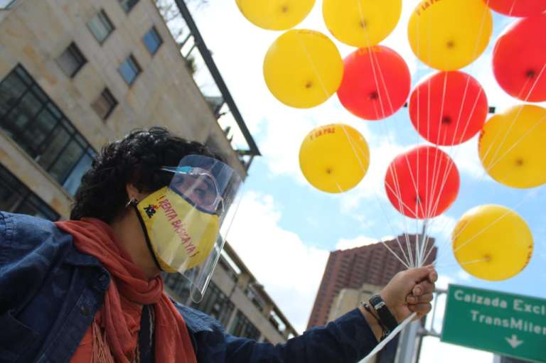 Las medidas de bioseguridad también estuvieron presenten entre los manifestantes, quienes a pesar de la pandemia salieron a las calles de la capital.