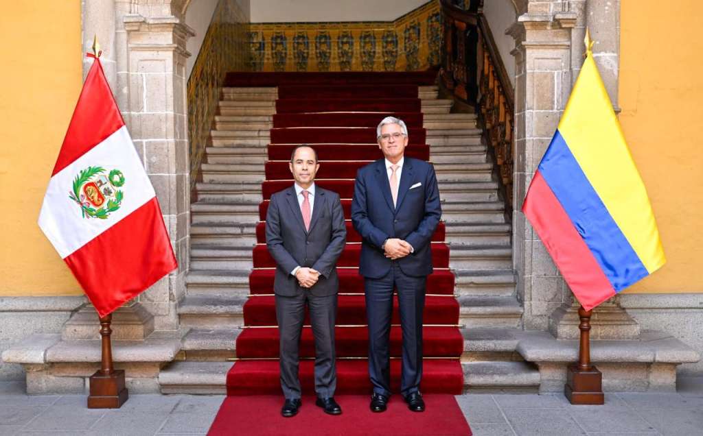 El encuentro entre John Peter Camino Cannock y Daniel Ávila Camacho se desarrolló con la intención de evaluar la agenda común entre Colombia y Perú.