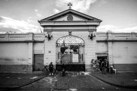 Muertes en Colombia aumentaron 99,5% en el segundo trimestre del 2021
