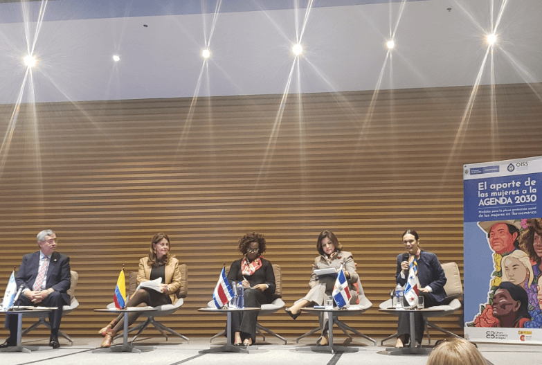 Los vicepresidentes de izquierda a derecha Jafeth Ernesto Cabrera (Guatemala), Marta Lucía Ramírez (Colombia), Epsy Campbell (Costa Rica), Margarita Cedeño (República Dominicana) e Isabel Saint (Panamá). / Captura de pantalla de Twitter