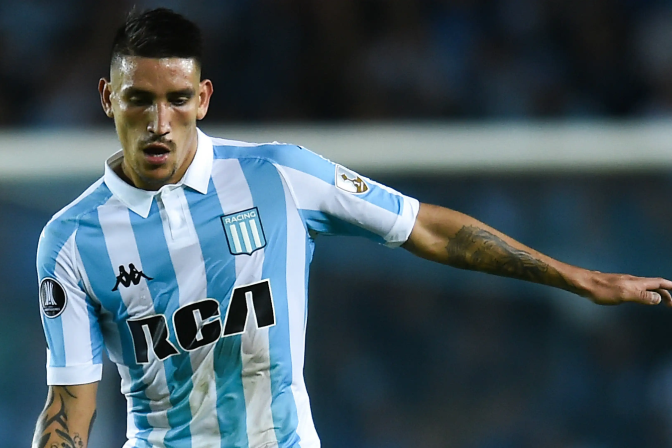 El extremo izquierdo Ricardo Centurión tuvo un gran paso por el Racing Club argentino.