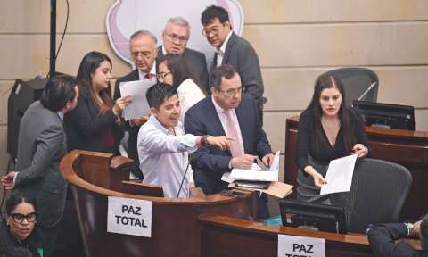 Los primeros 100 días de la búsqueda de una “paz total”