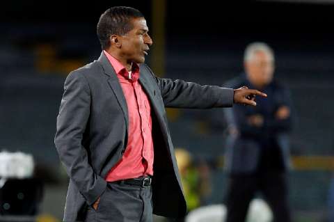 Alexis García dejó de ser el entrenador del Deportivo Pasto