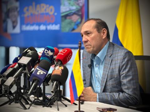 Corte Suprema deja en firme juicio contra ministro de Trabajo, Antonio Sanguino