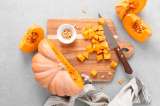 Prepara smoothie de calabaza con manzana, una bebida refrescante