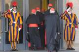 Cardenales se reúnen por última vez antes del cónclave de este martes