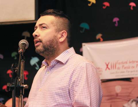Dos cuervos blancos, en homenaje a Giovanny Gómez
