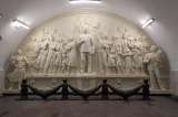 Una estatua de Stalin vuelve al metro de Moscú