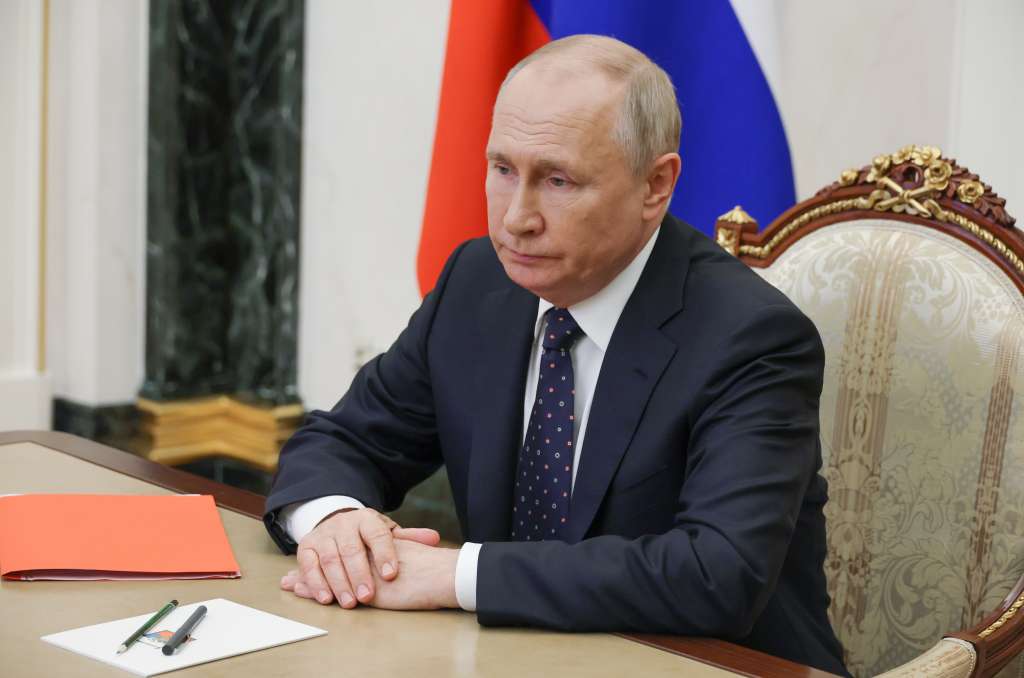 Moscow (Russian Federation), 24/08/2023.- Russian President Vladimir Putin holds an operational meeting via video conference with permanent members of the Russian Security Council in Moscow, Russia, 25 August 2023. (Rusia, Moscú) EFE/EPA/MICHAEL KLIMENTYEV/SPUTNIK/KREMLIN POOL