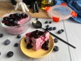 Gelatina de yogur con arándanos: postre fácil y cremoso