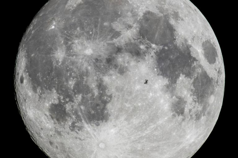 Científicos encuentran nuevas pistas sobre el origen de la Luna