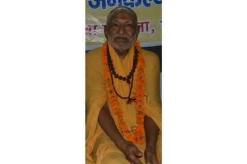 Activista indio muere tras huelga de hambre de 111 días por el río Ganges