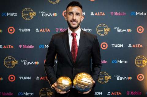 Camilo Vargas: el mejor del fútbol mexicano, así lo reconoció la Liga MX