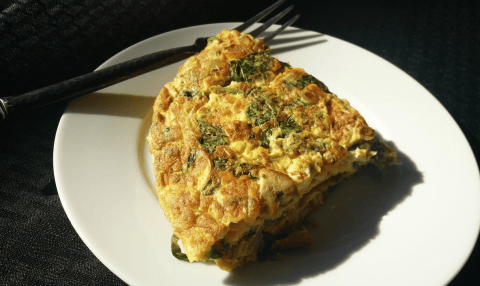 Tortilla de plátano maduro con queso