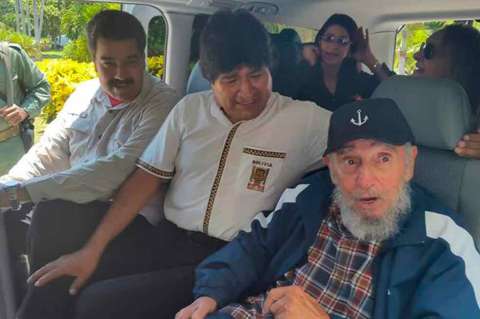Fidel Castro reapareció en público con Nicolás Maduro y Evo Morales