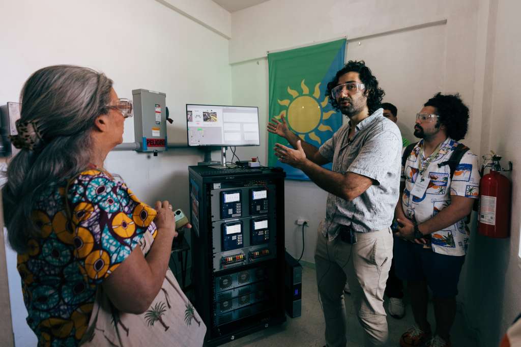 Inauguración del primer laboratorio comunitario para la transición energética en Adjuntas.