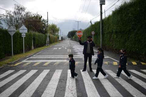Falta de rutas escolares se debe a incumplimientos de contratistas: Sec. Educación