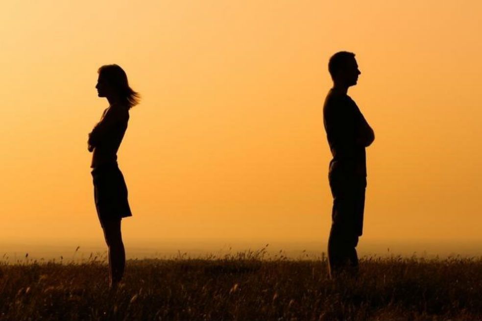 Las parejas que están más unidas en momentos difíciles se sienten mejor y más satisfechas con su relación