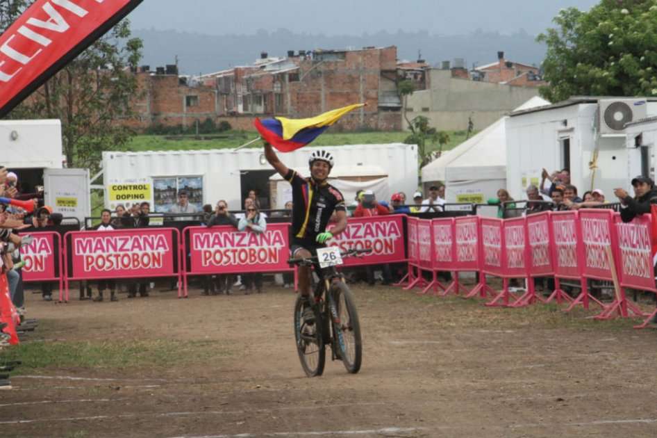 Leonardo Páez se consagró subcampeón del Campeonato Panamericano de ciclomontañismo. Foto: federacioncolombianadeciclismo