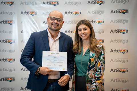 Unisimón recibe reconocimiento nacional por su liderazgo social y ambiental