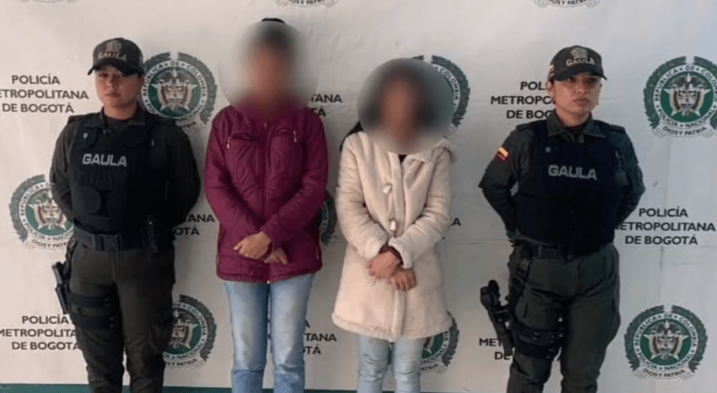 Capturan a dos mujeres que extorsionaban a nombre del ‘Tren de Aragua’.