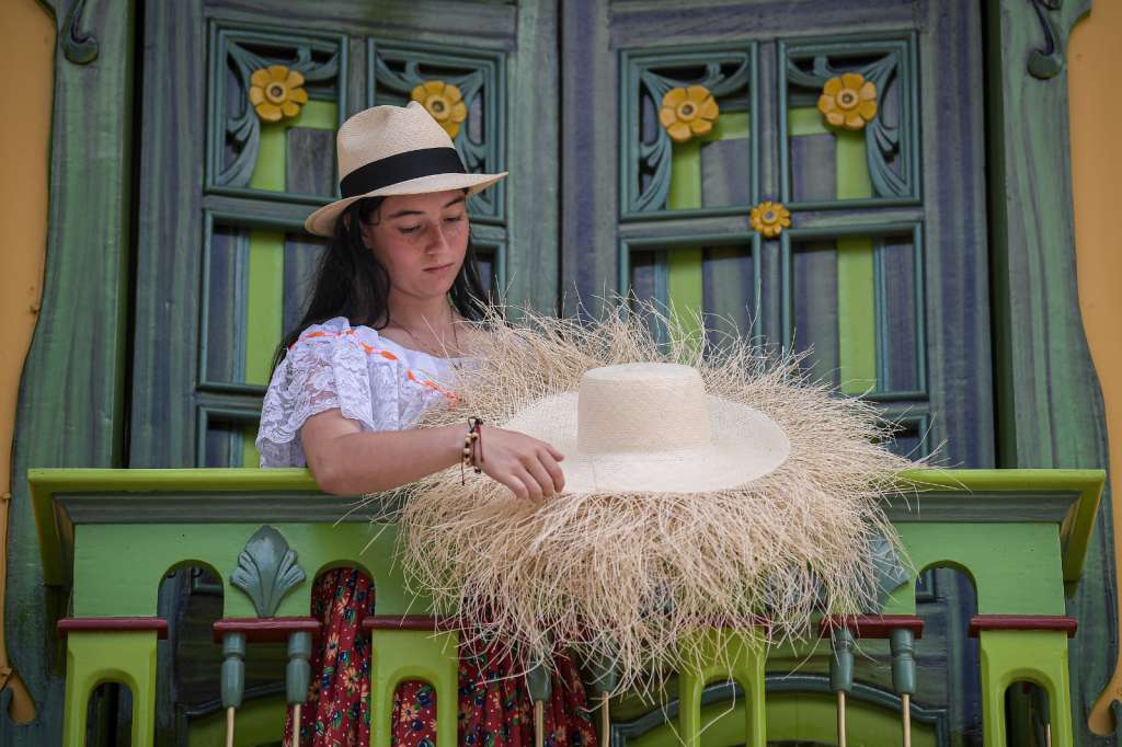 Durante el festival se realizó la exposición de artesanías aguadeñas y el tradicional Desfile Folclórico.