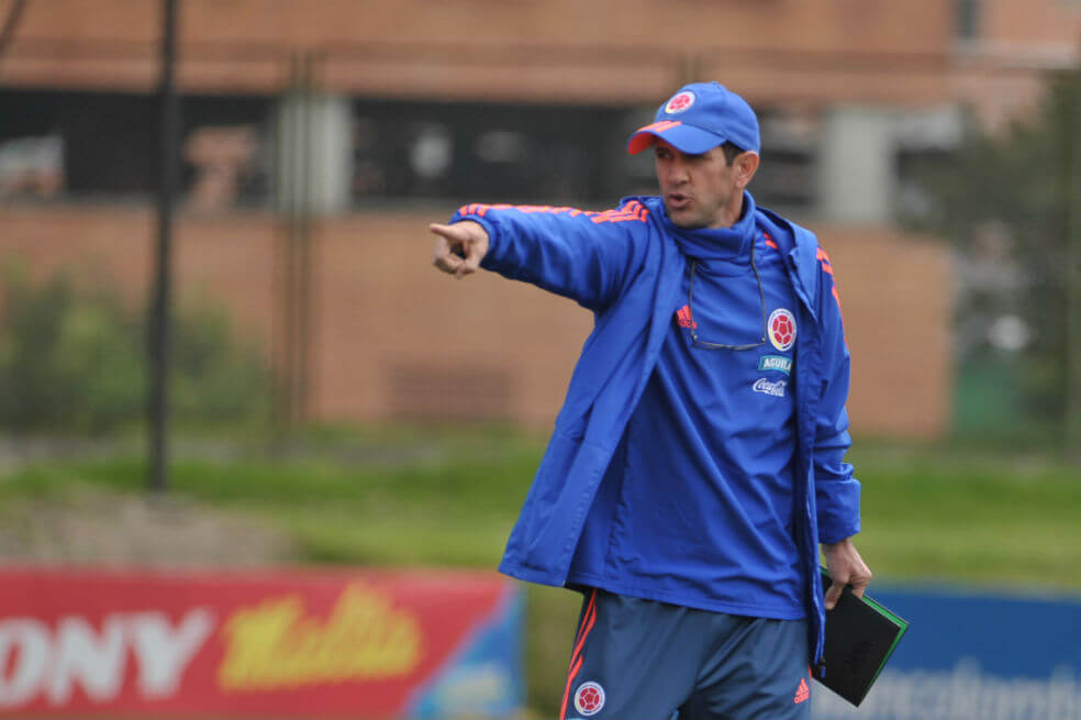 Arturo Reyes, técnico de la selección colombiana Sub-20. / FCF